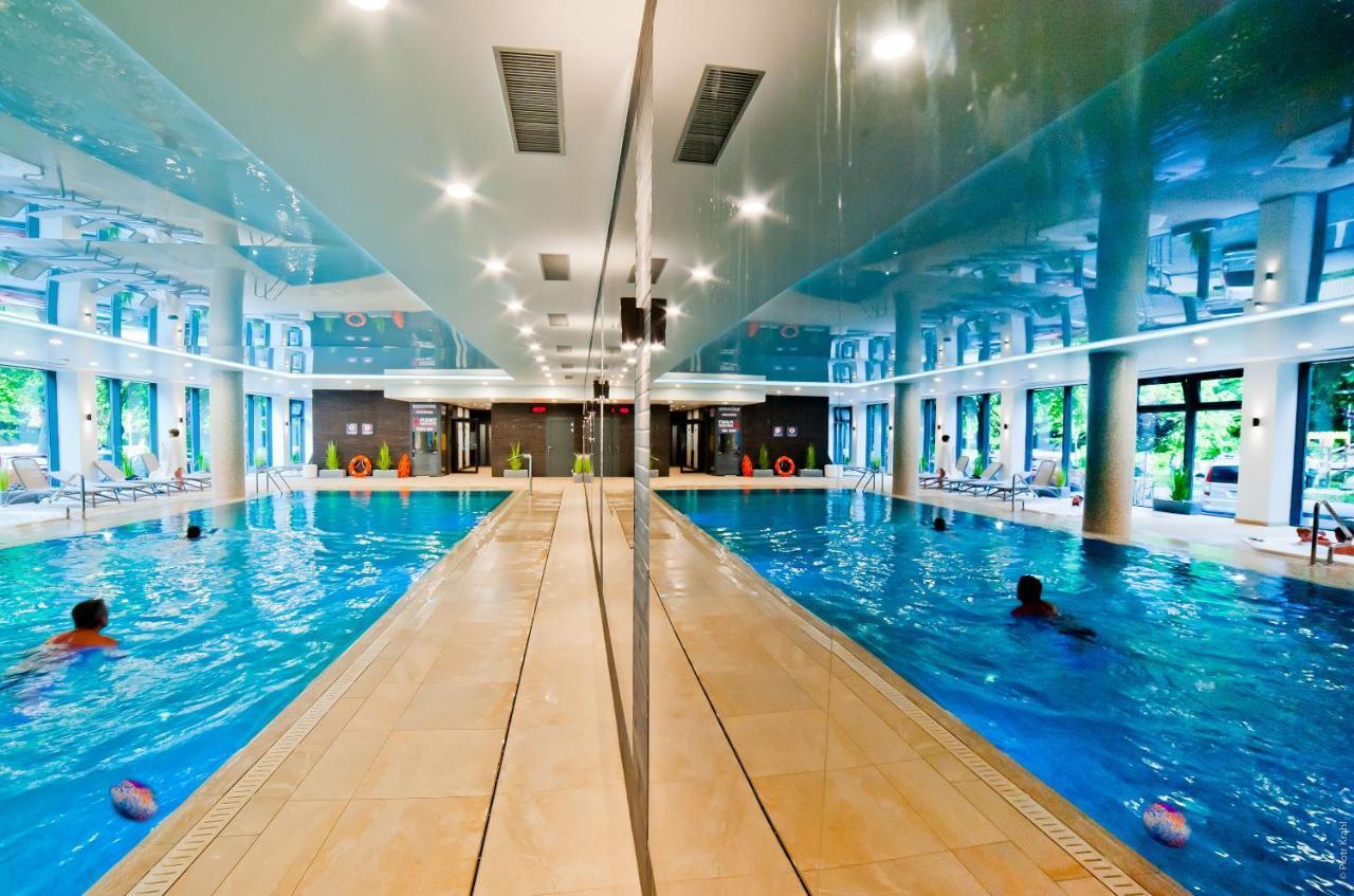 Porty B103 Nadmorskie Tarasy Pool Sauna Parking كولوبرزيغ المظهر الخارجي الصورة