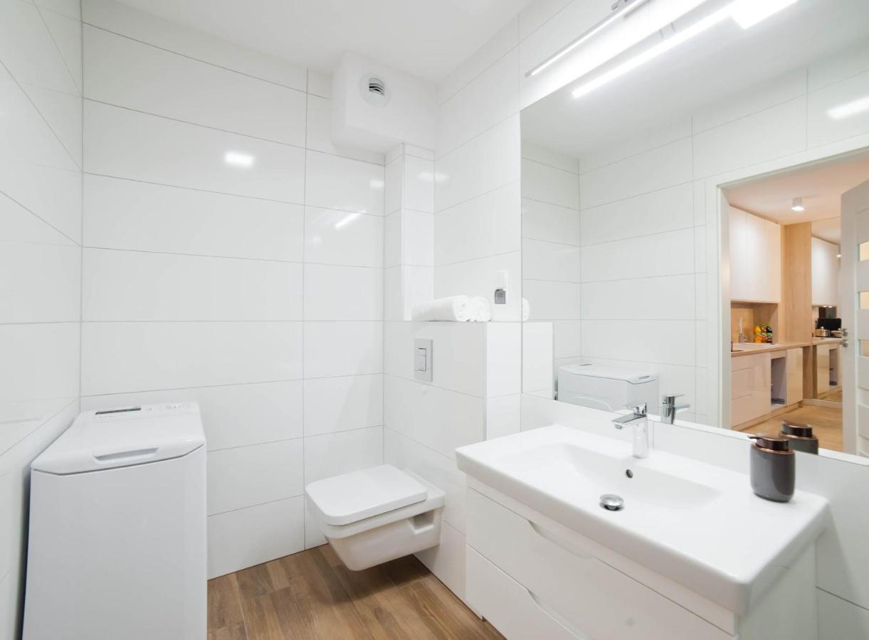 Porty B103 Nadmorskie Tarasy Pool Sauna Parking كولوبرزيغ المظهر الخارجي الصورة