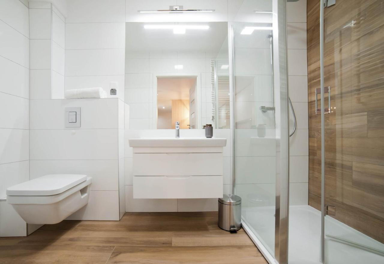Porty B103 Nadmorskie Tarasy Pool Sauna Parking كولوبرزيغ المظهر الخارجي الصورة