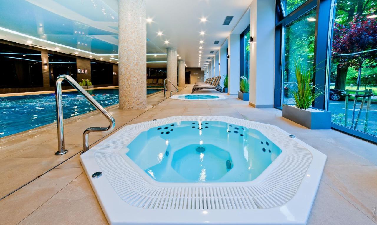 Porty B103 Nadmorskie Tarasy Pool Sauna Parking كولوبرزيغ المظهر الخارجي الصورة